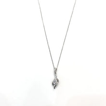  Delicate Necklace with Round Swarovski Crystal