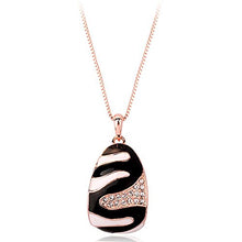  Animal Print Necklace With Swarovski Crystals