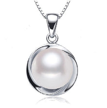  Silver Freshwater Pearl Bloom Pendant
